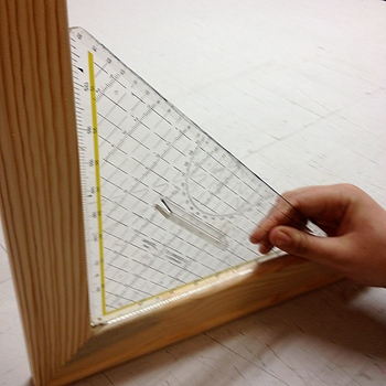 Keilrahmenbau Schritt 1