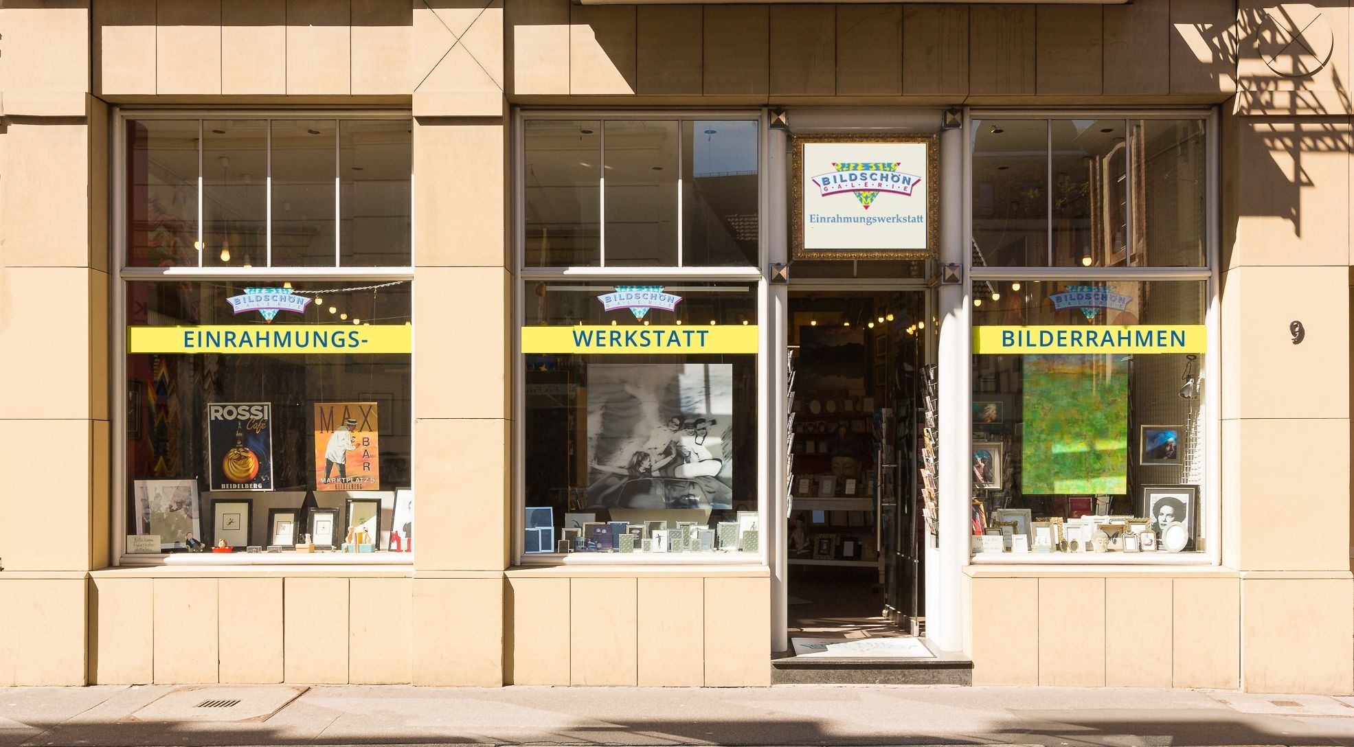 Galerie Bildschön Heidelberg Einrahmungs­werkstatt  Eingang